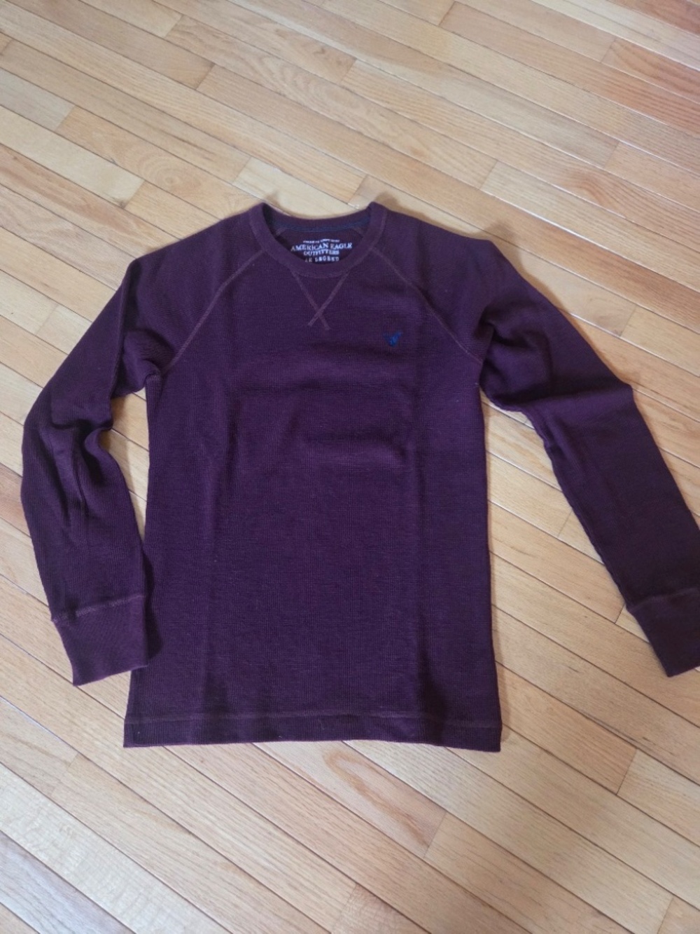 Mens American Eagle Outfitters Maroon Thermal Size M/M